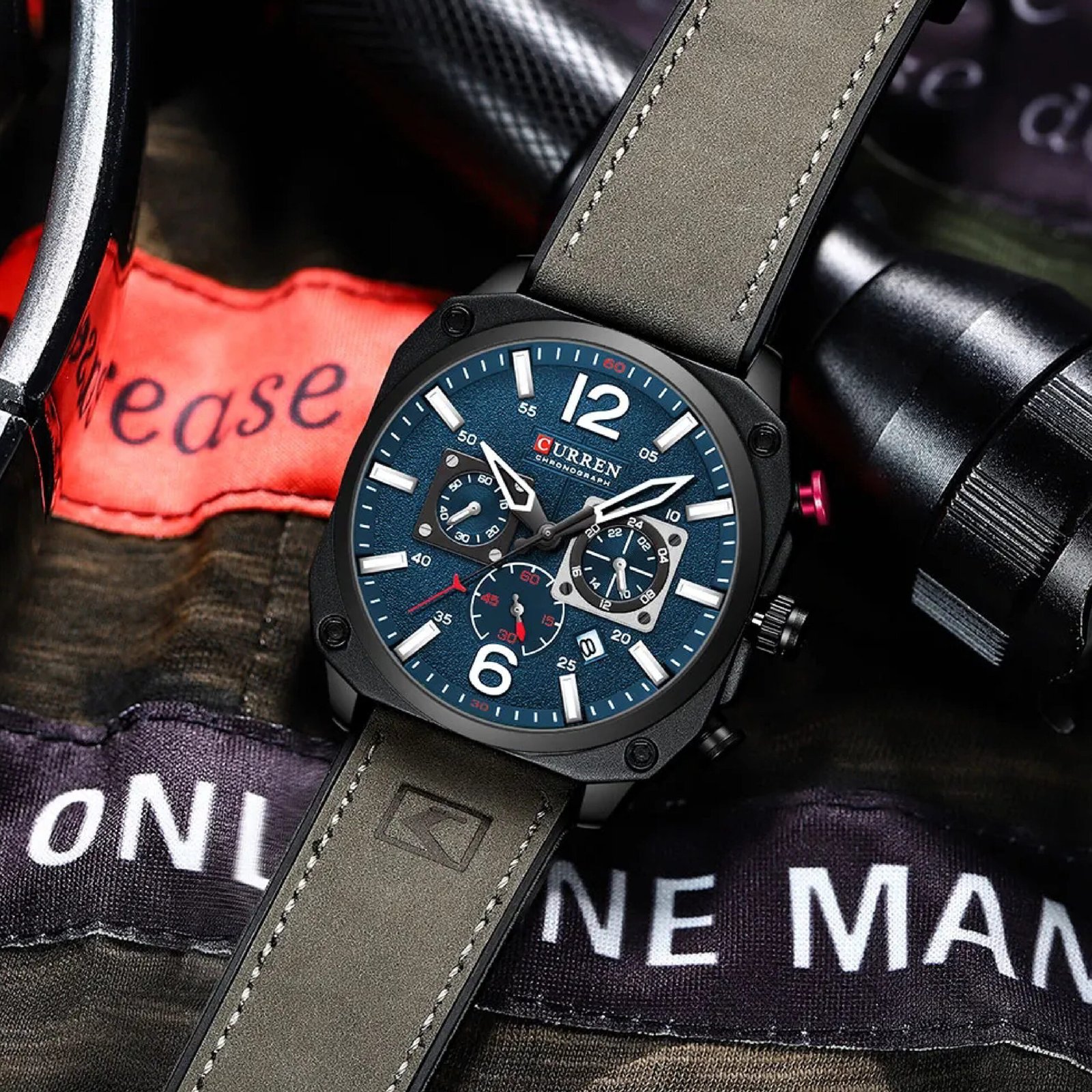 Curren 8398 Men Watch Leather Strap Business Wrist Luxury Quartz Wristwatch for Gift